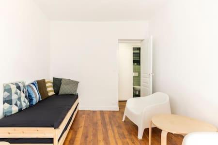 New Entiry Apartment-private In * Parigi